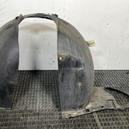 Pare boue avant gauche PEUGEOT 207