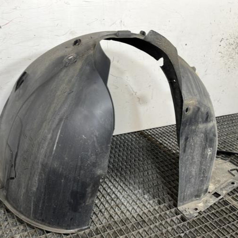 Pare boue avant gauche PEUGEOT 207 Photo n°3