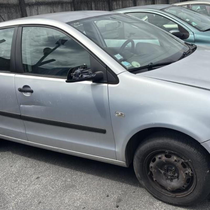 Aile avant gauche VOLKSWAGEN POLO 4 Photo n°13