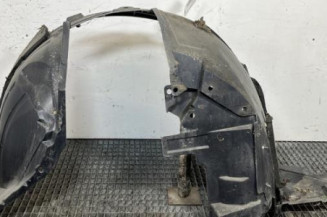 Pare boue avant gauche NISSAN QASHQAI 1