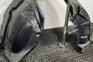 Pare boue avant gauche NISSAN QASHQAI 1
