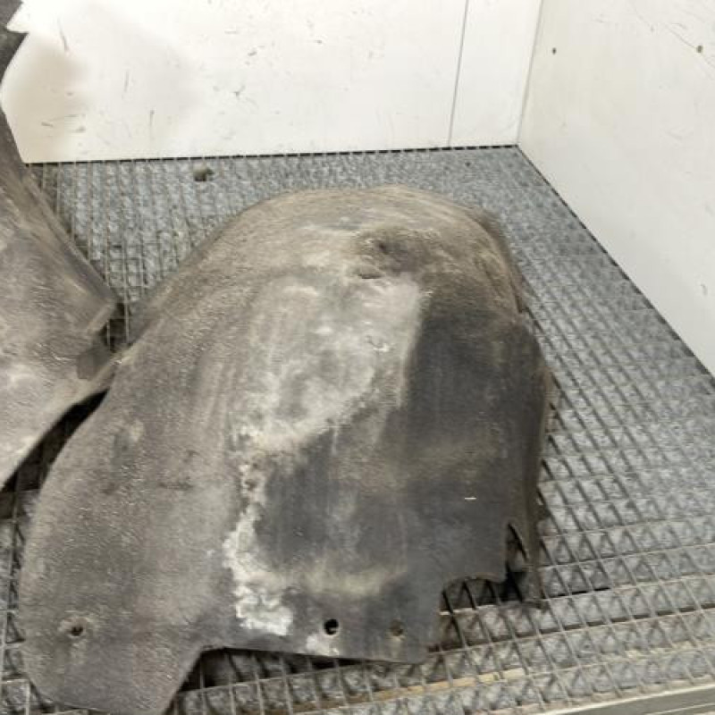 Pare boue avant droit CITROEN C5 2 Photo n°2