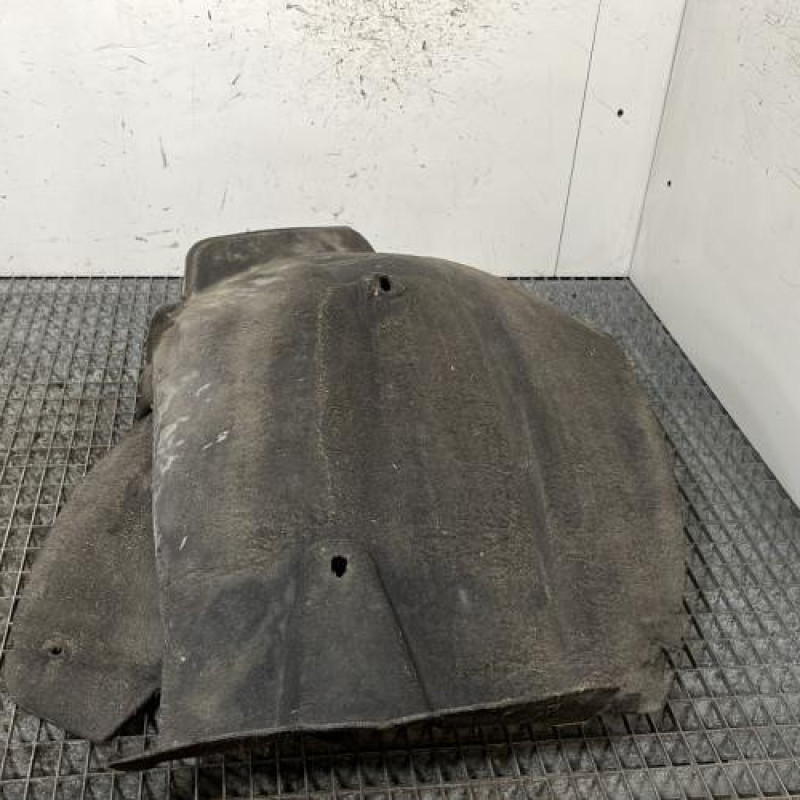 Pare boue avant droit CITROEN C5 2 Photo n°4