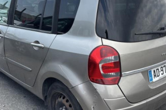 Pare boue avant droit RENAULT GRAND MODUS