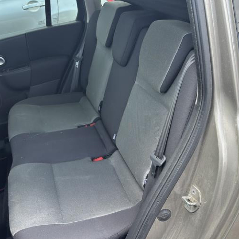 Pare boue avant droit RENAULT GRAND MODUS Photo n°16