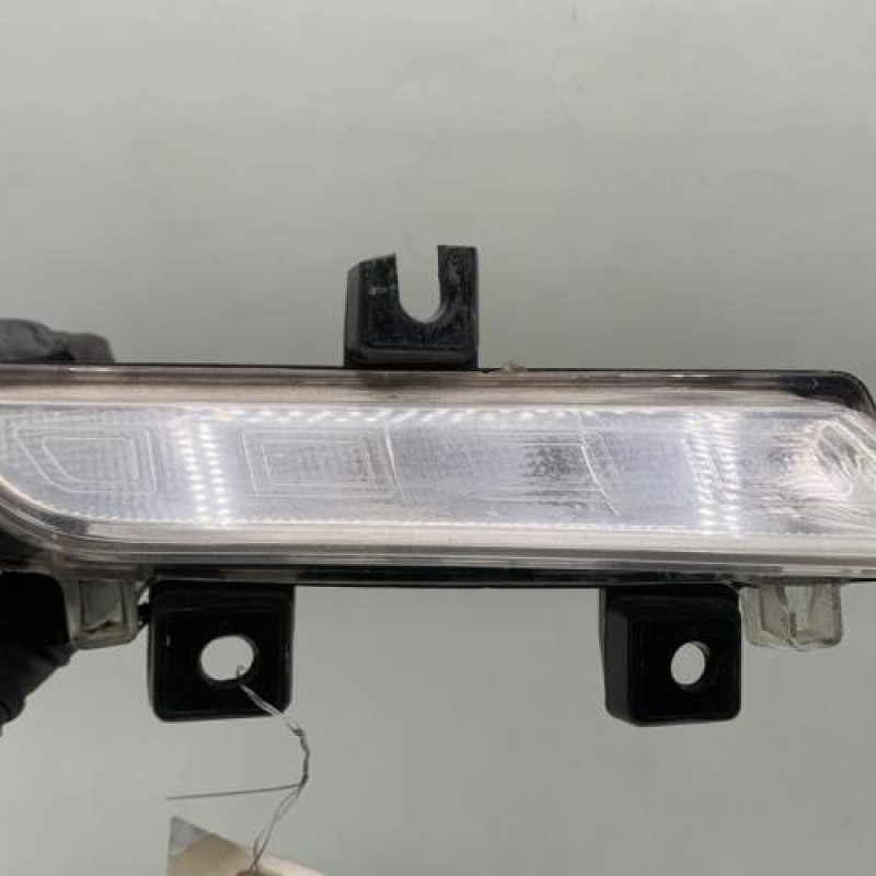 Feu diurne avant droit RENAULT CLIO 4 Photo n°1