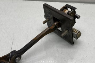 Arret de porte avant gauche CITROEN DS5