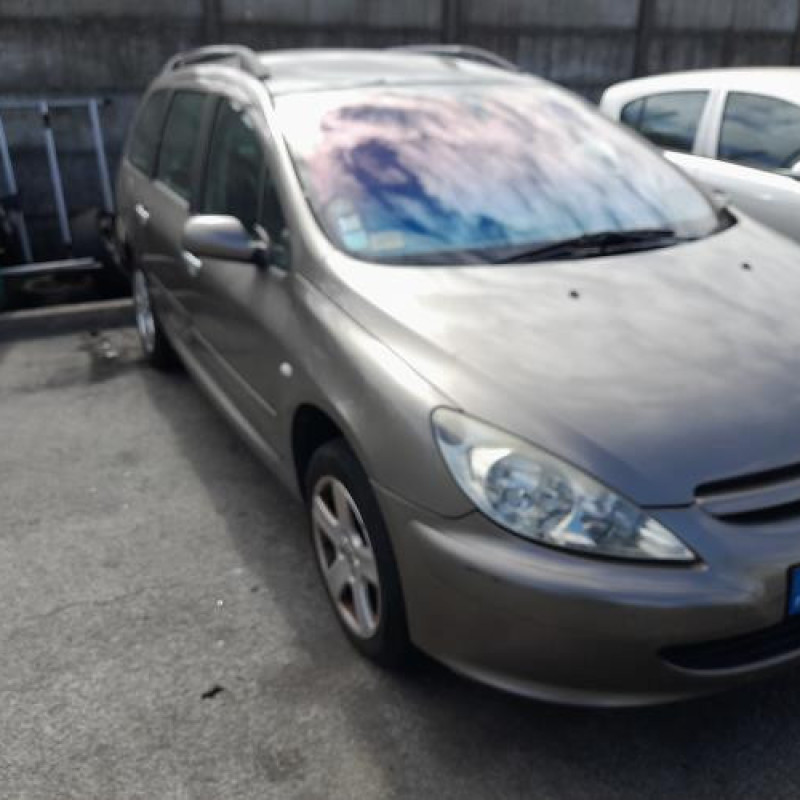 Pare choc arriere PEUGEOT 307 Photo n°7