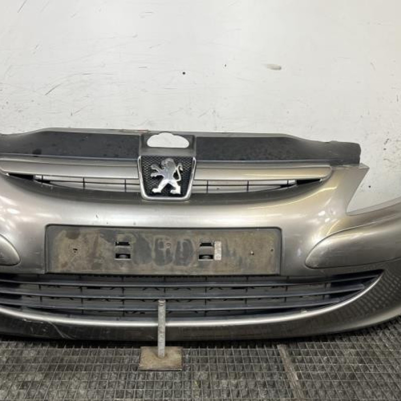 Pare choc avant PEUGEOT 307 Photo n°1