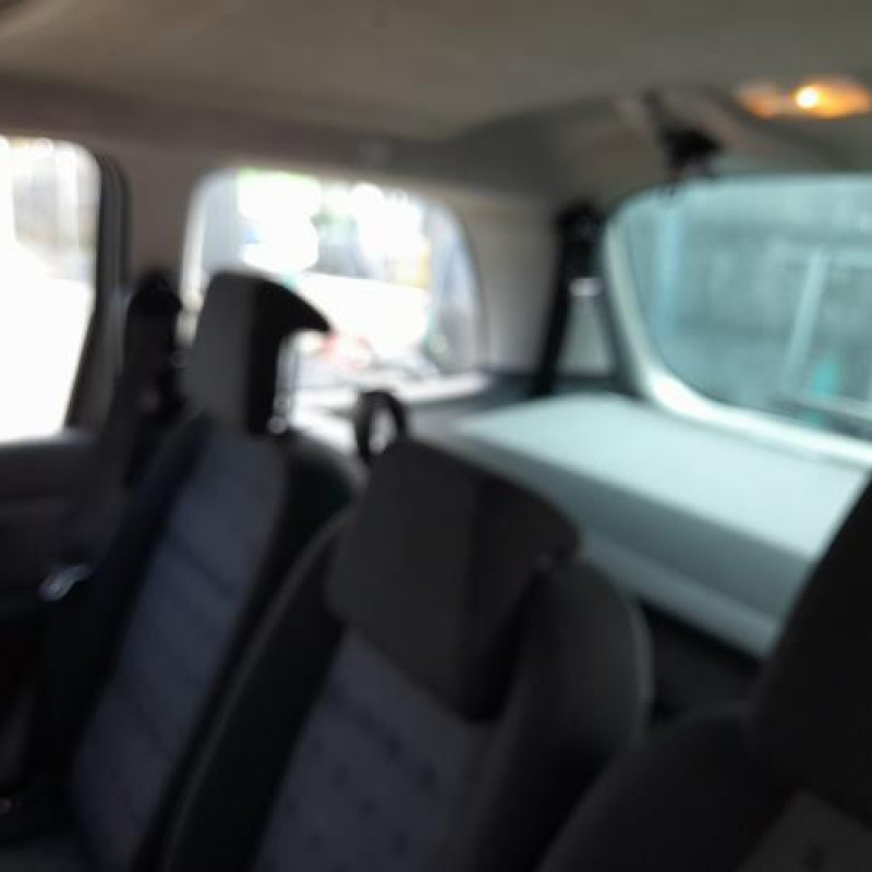 Pare boue avant droit PEUGEOT 307 Photo n°16