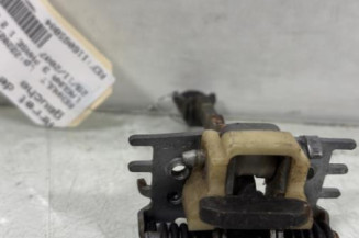 Arret de porte avant gauche RENAULT LAGUNA 3