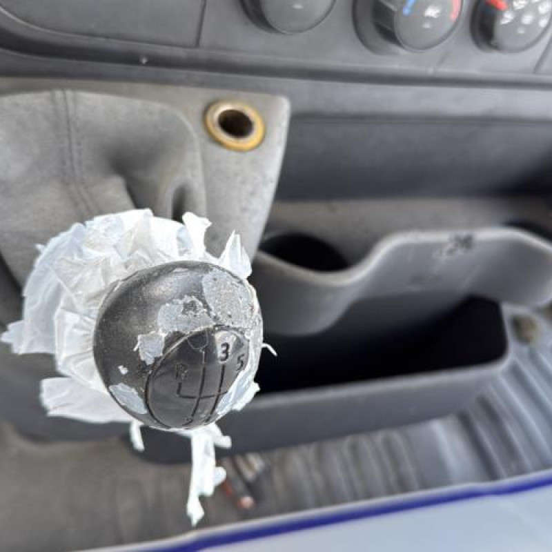 Arret de porte avant gauche RENAULT MASTER 3 Photo n°16