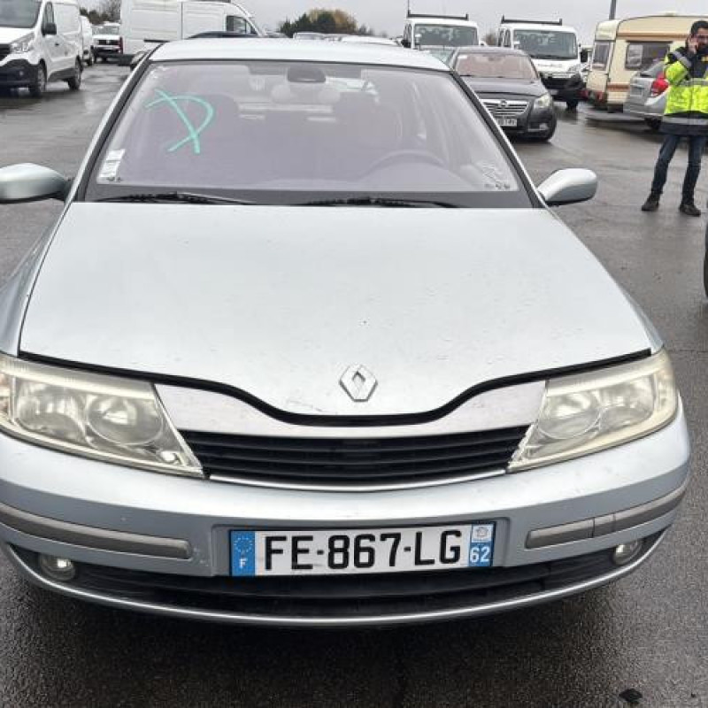 Pare boue avant gauche RENAULT LAGUNA 2 Photo n°12