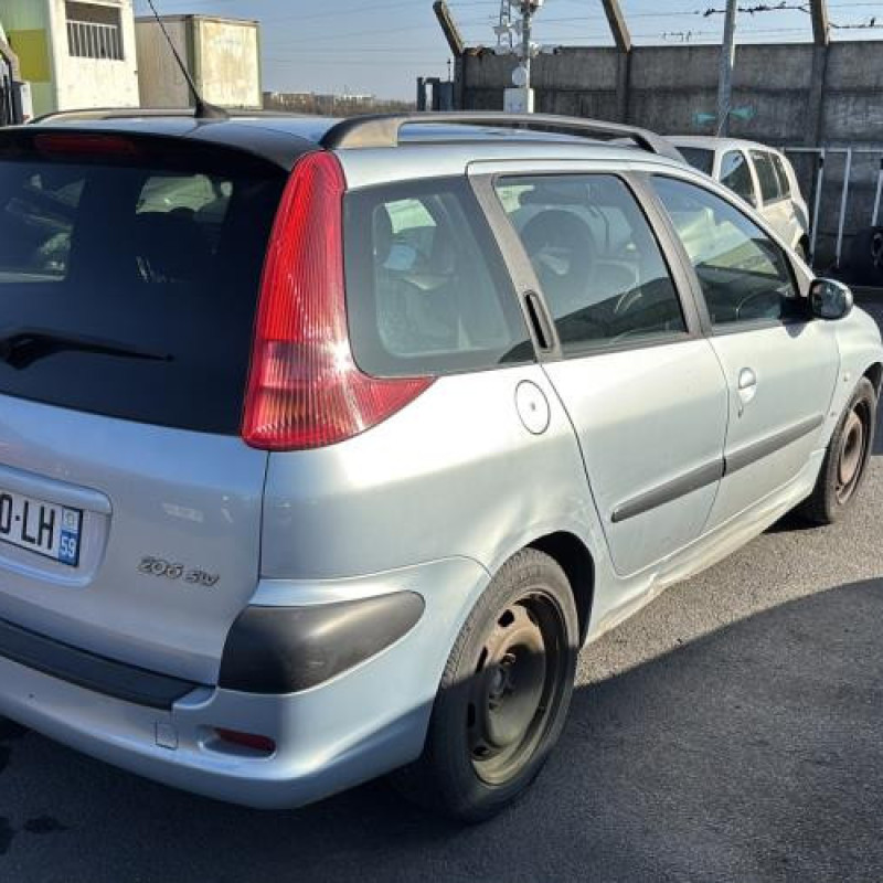 Pare choc arriere PEUGEOT 206 Photo n°9