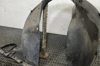 Pare boue avant droit PEUGEOT 207