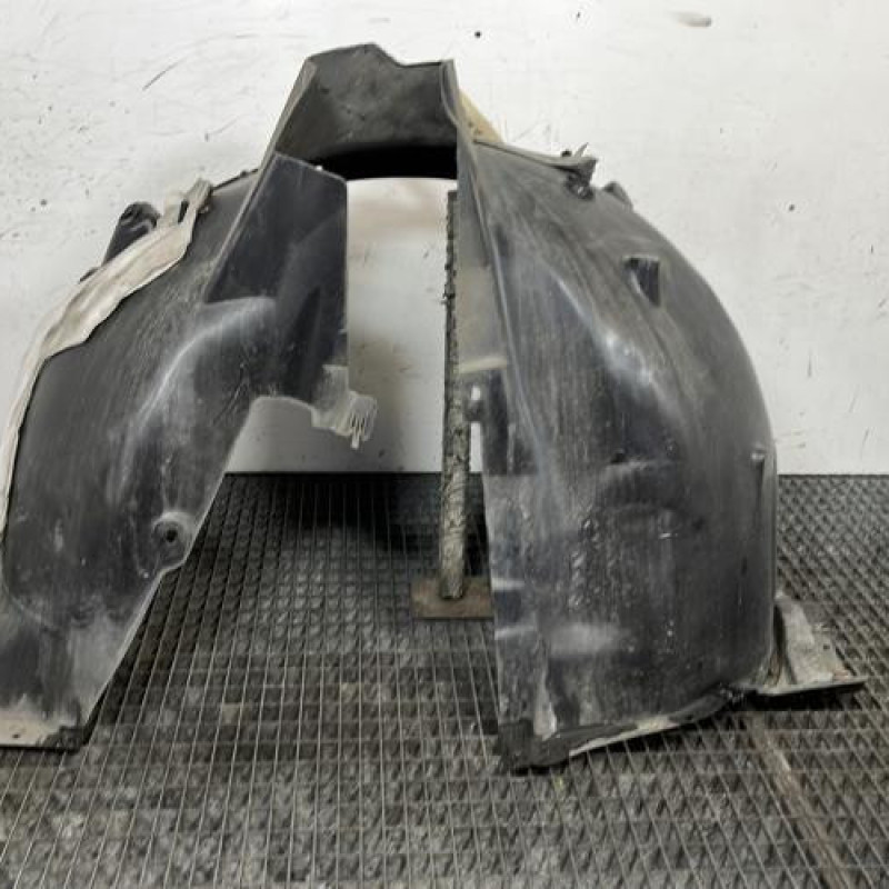 Pare boue avant gauche PEUGEOT 5008 2 Photo n°2