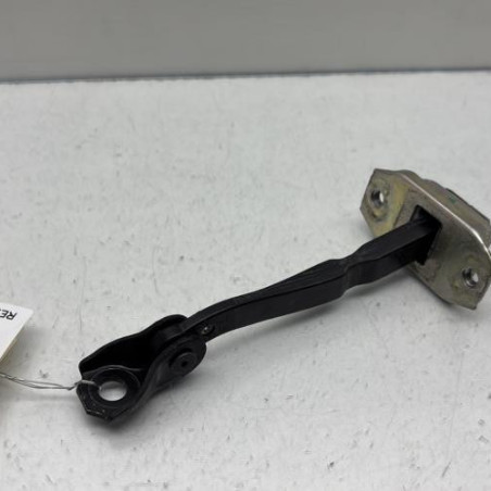 Arret de porte avant droit RENAULT KADJAR Photo n°1