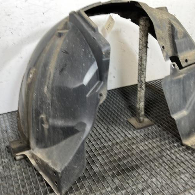 Pare boue avant gauche RENAULT KADJAR Photo n°3