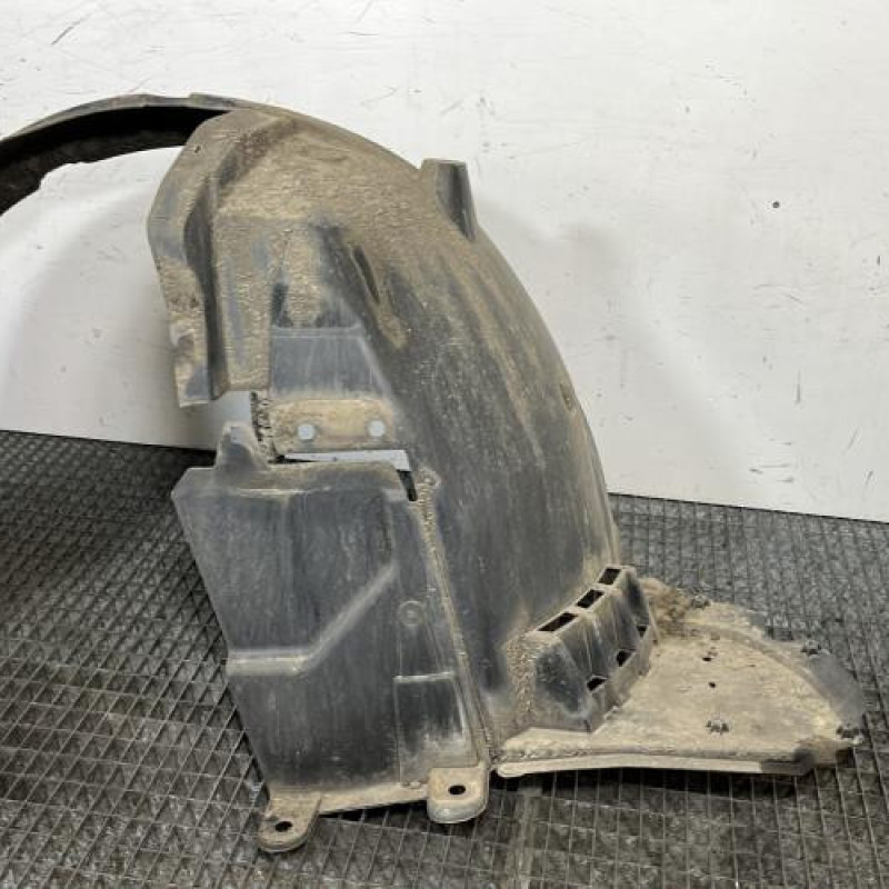 Pare boue avant gauche RENAULT KADJAR Photo n°4