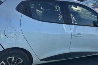 Reservoir essence RENAULT CLIO 4