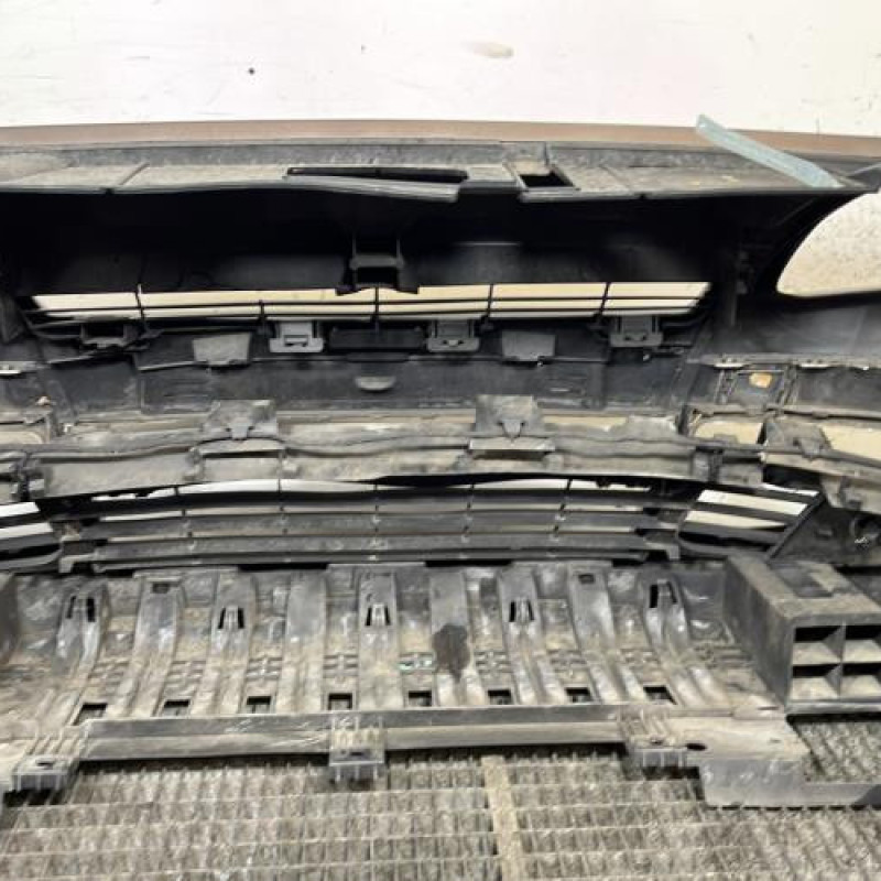 Pare choc avant RENAULT SCENIC 3 Photo n°6