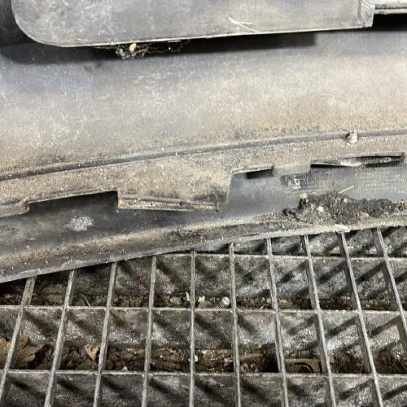 Pare choc avant FORD FIESTA 5 Photo n°6