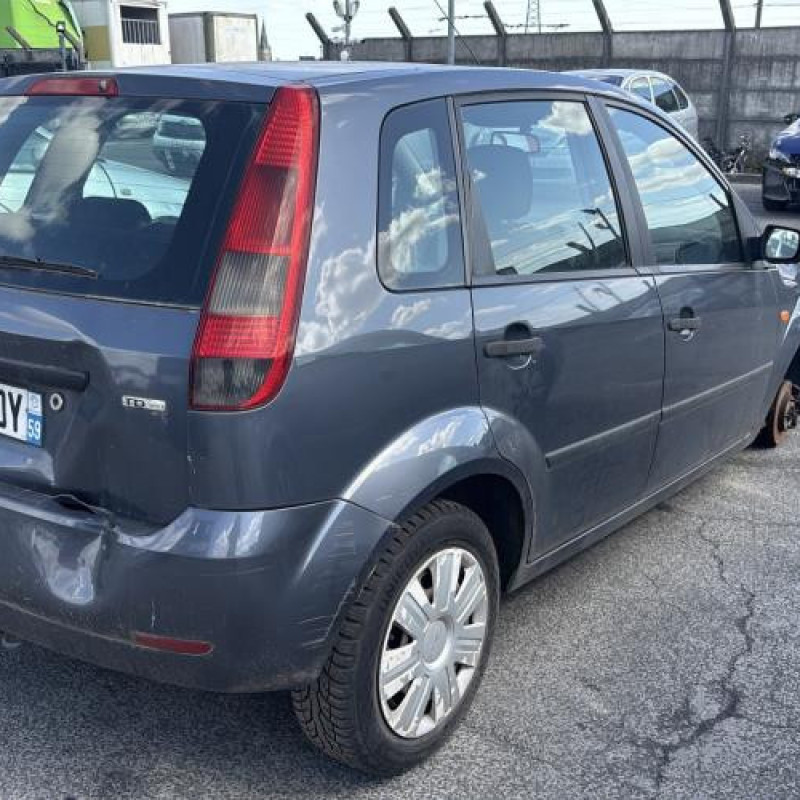 Pare choc avant FORD FIESTA 5 Photo n°10