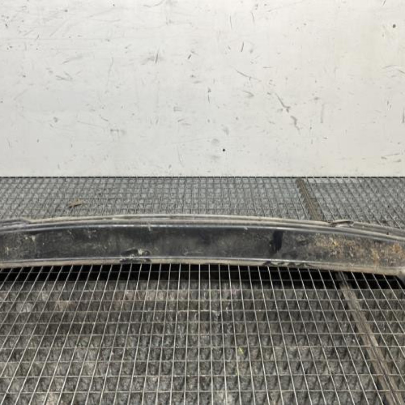 Renfort pare choc arriere (traverse) VOLKSWAGEN GOLF 6 Photo n°1