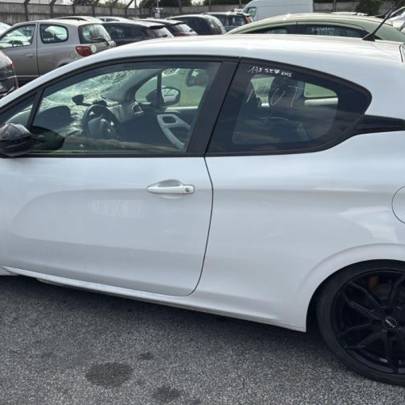 Renfort pare choc arriere (traverse) PEUGEOT 208 1 Photo n°13