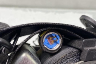 Pretensionneur de ceinture avant droit RENAULT CAPTUR 1