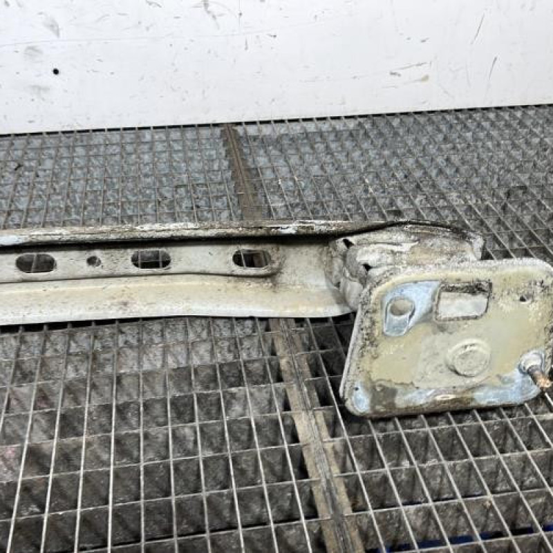 Renfort pare choc arriere (traverse) FIAT PUNTO EVO 3 Photo n°6