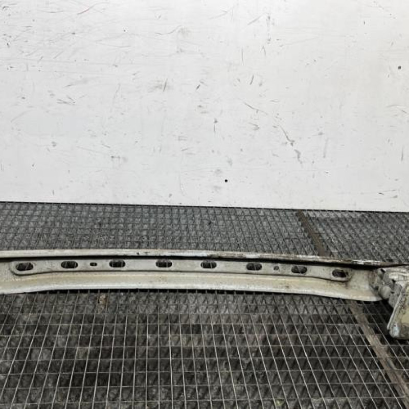 Renfort pare choc arriere (traverse) FIAT PUNTO EVO 3 Photo n°7