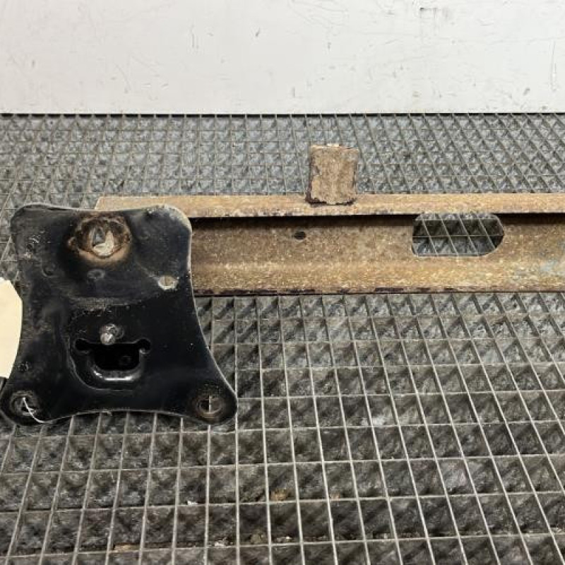 Renfort pare choc arriere (traverse) PEUGEOT PARTNER 2 Photo n°5