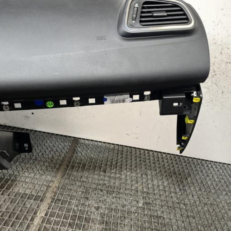 Planche de bord complete RENAULT KADJAR Photo n°8