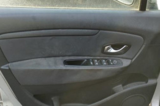 Renfort pare choc arriere (traverse) RENAULT SCENIC 3