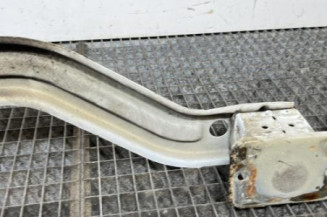 Renfort pare choc arriere (traverse) SUZUKI ALTO 3