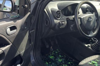 Renfort pare choc avant (traverse) FORD FIESTA 5