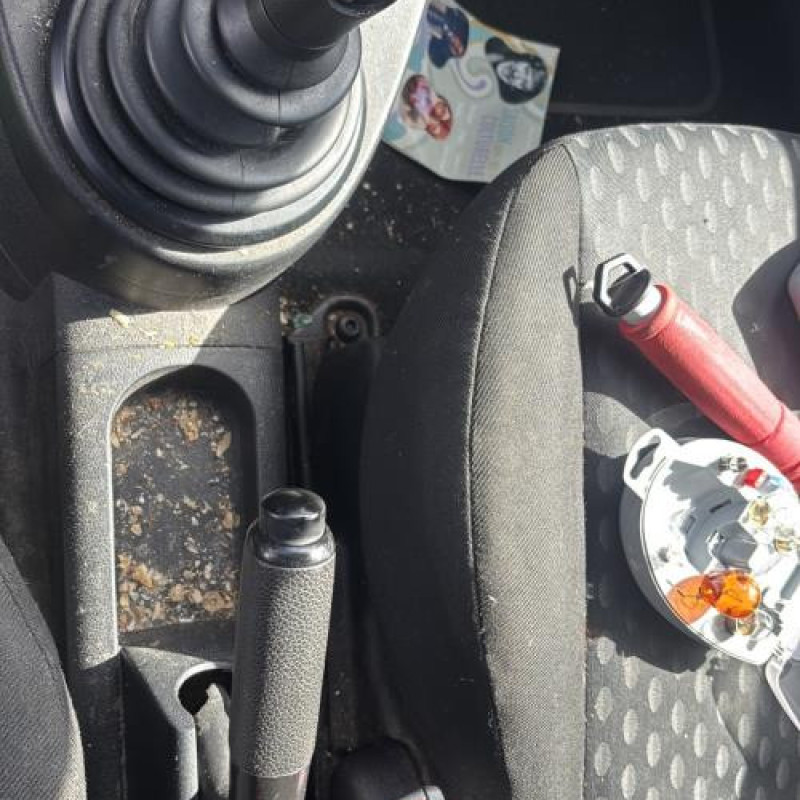 Renfort pare choc avant (traverse) FORD FIESTA 5 Photo n°20