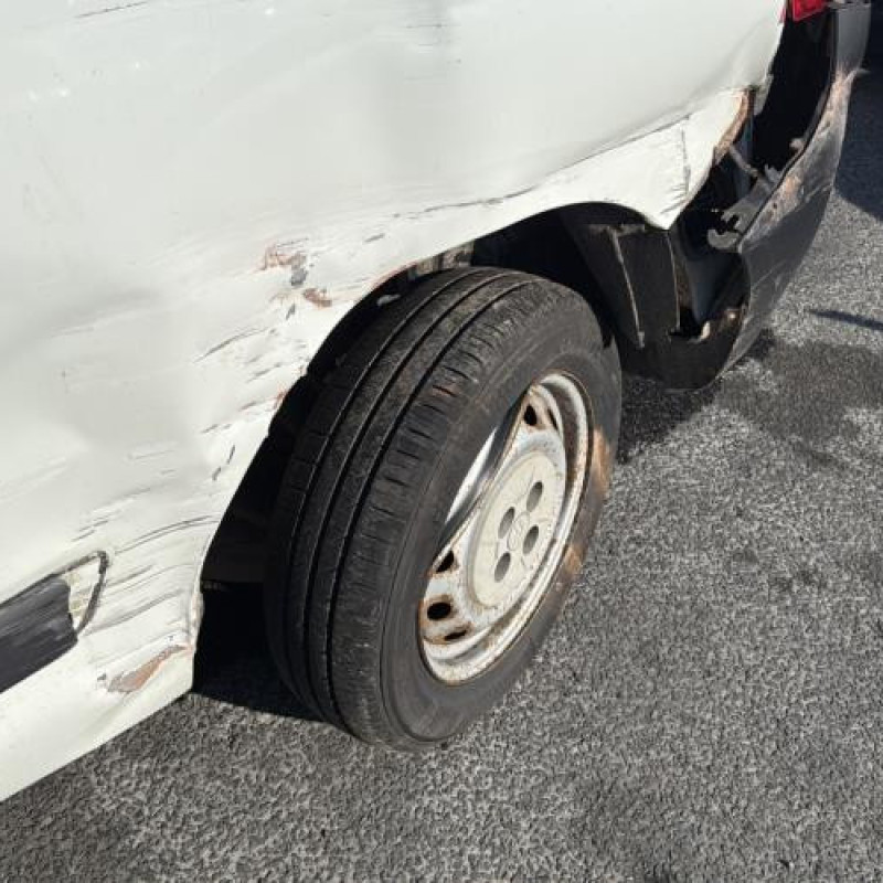 Renfort pare choc arriere (traverse) CITROEN NEMO Photo n°14