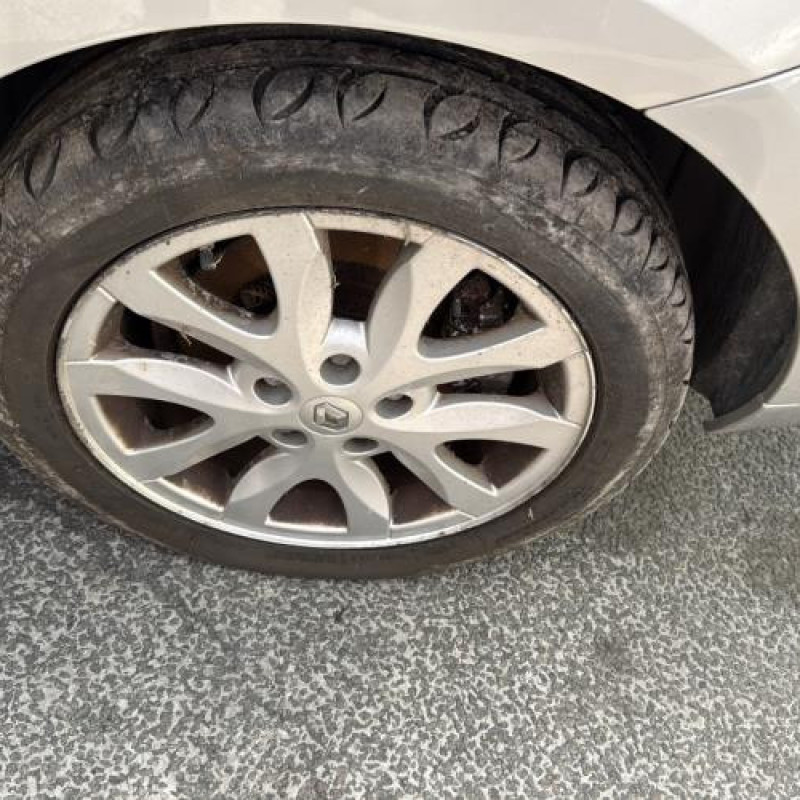 Renfort pare choc avant (traverse) RENAULT LAGUNA 3 Photo n°20