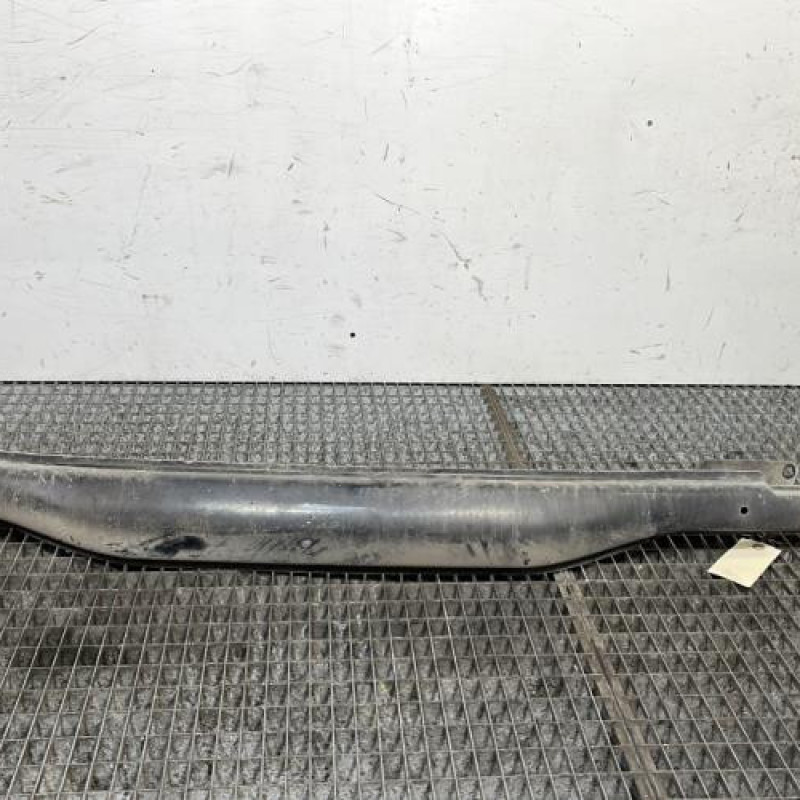 Renfort pare choc arriere (traverse) VOLKSWAGEN POLO 3 Photo n°4