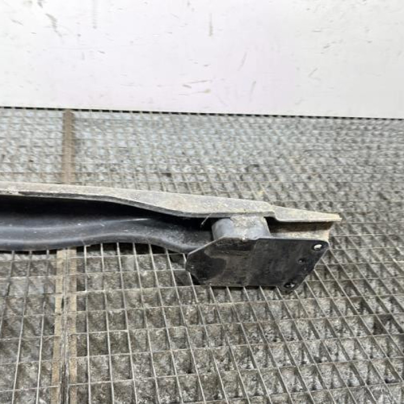 Renfort pare choc arriere (traverse) VOLKSWAGEN POLO 3 Photo n°6