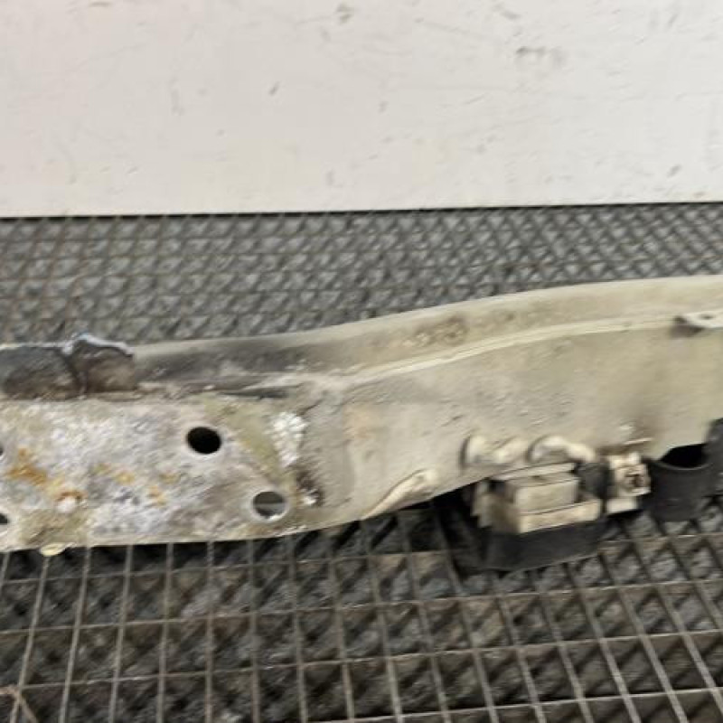 Renfort pare choc arriere (traverse) RENAULT ESPACE 4 Photo n°5