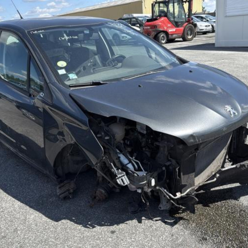 Renfort pare choc arriere (traverse) PEUGEOT 208 1 Photo n°9