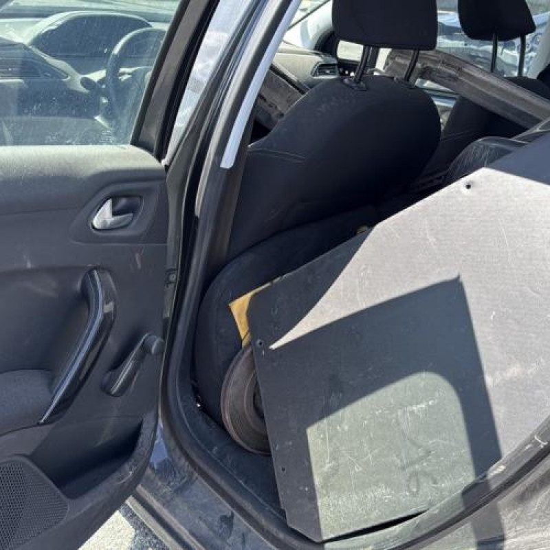 Renfort pare choc arriere (traverse) PEUGEOT 208 1 Photo n°17