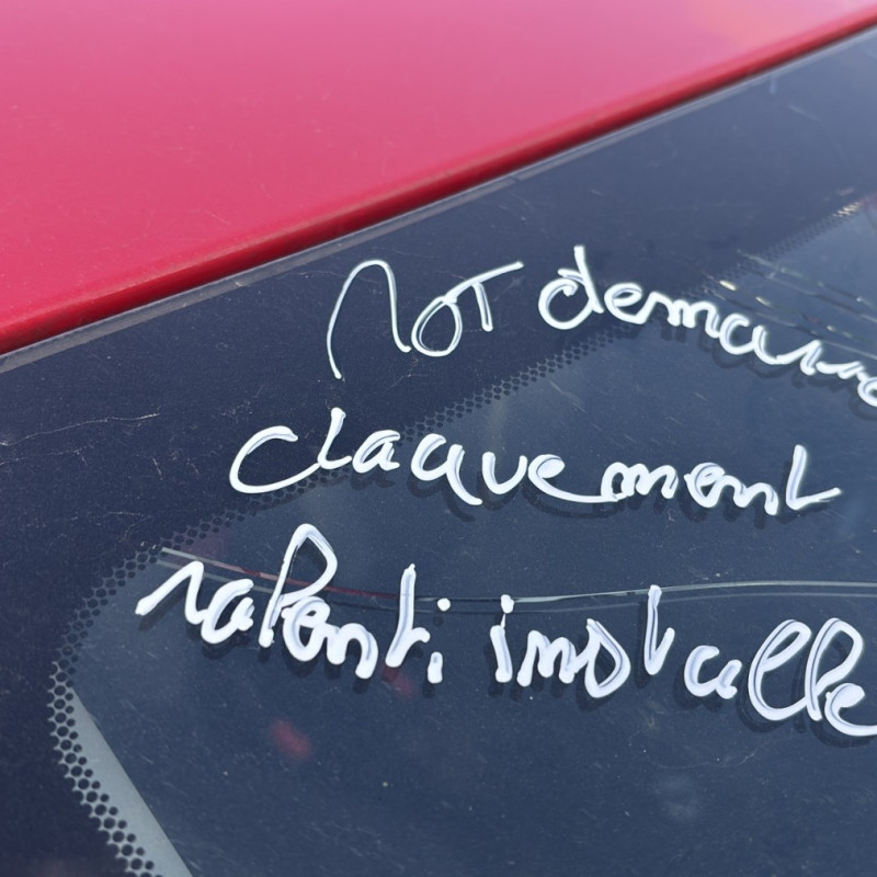 PEUGEOT 108 1.2 VTI - 12V Photo n°19