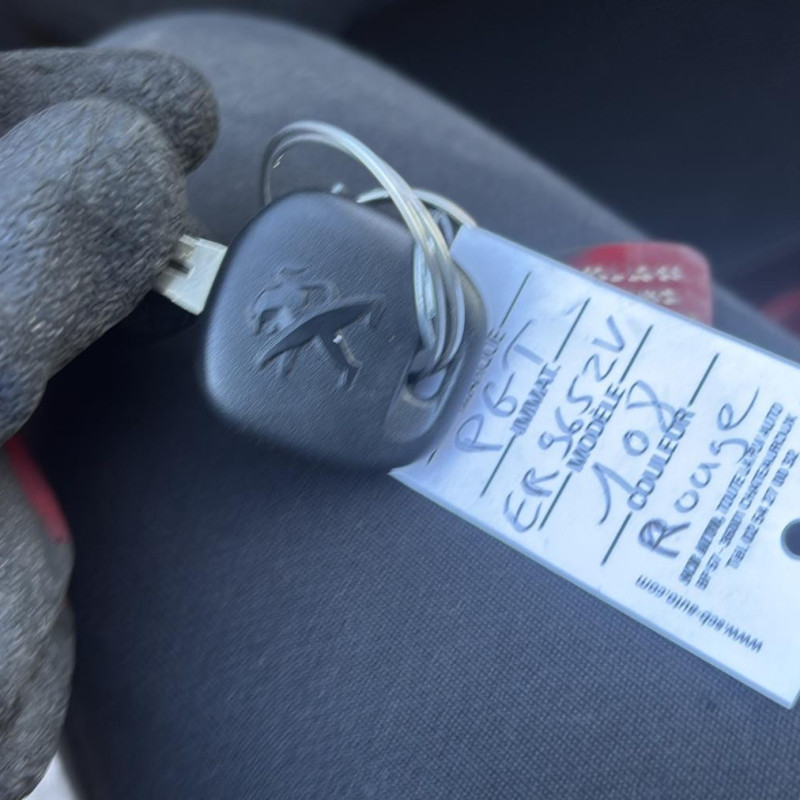 PEUGEOT 108 1.2 VTI - 12V Photo n°20