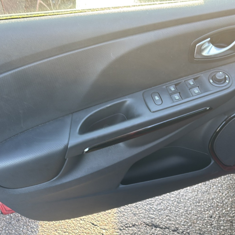 RENAULT CLIO 4 PHASE 1 0.9i - 12V TURBO TCE 90 Photo n°13