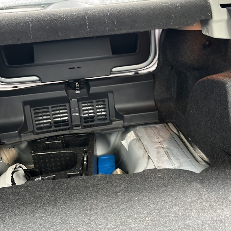 SEAT IBIZA 4 PHASE 3 1.0 MPI - 12V Photo n°7