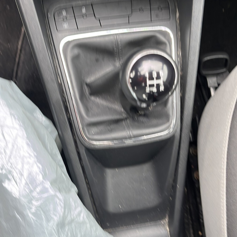 SEAT IBIZA 4 PHASE 3 1.0 MPI - 12V Photo n°8